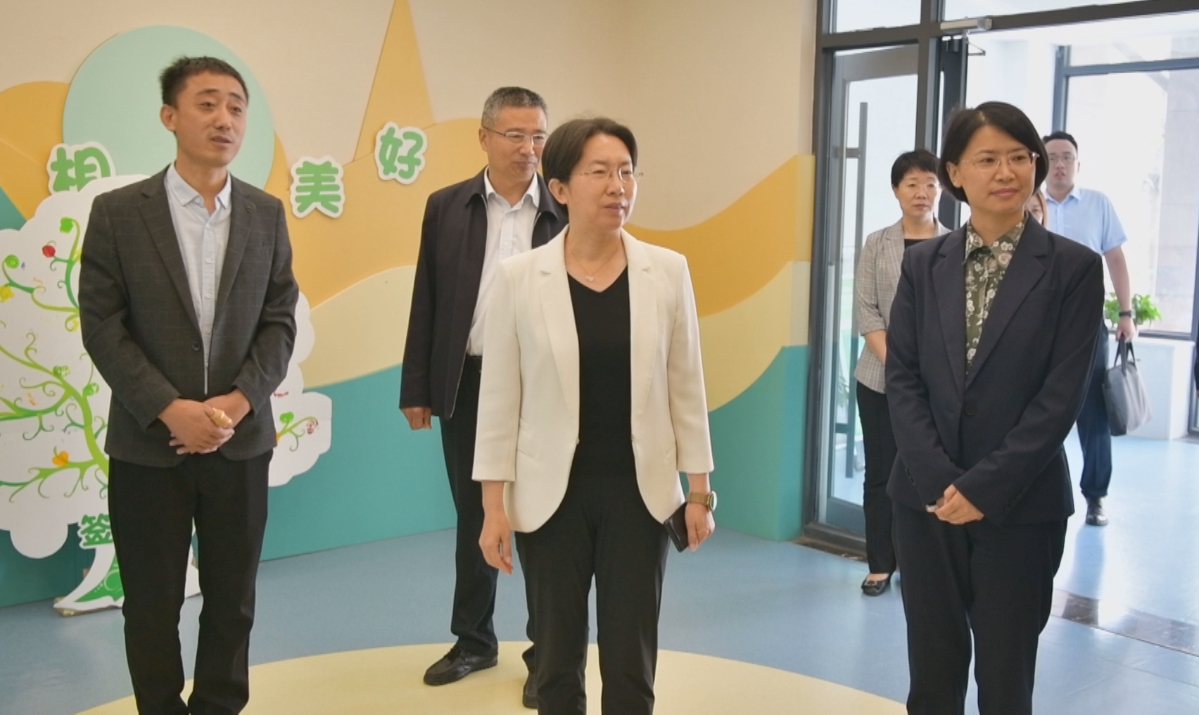 b44ca6a15b2d6e5268d94bb97590175d