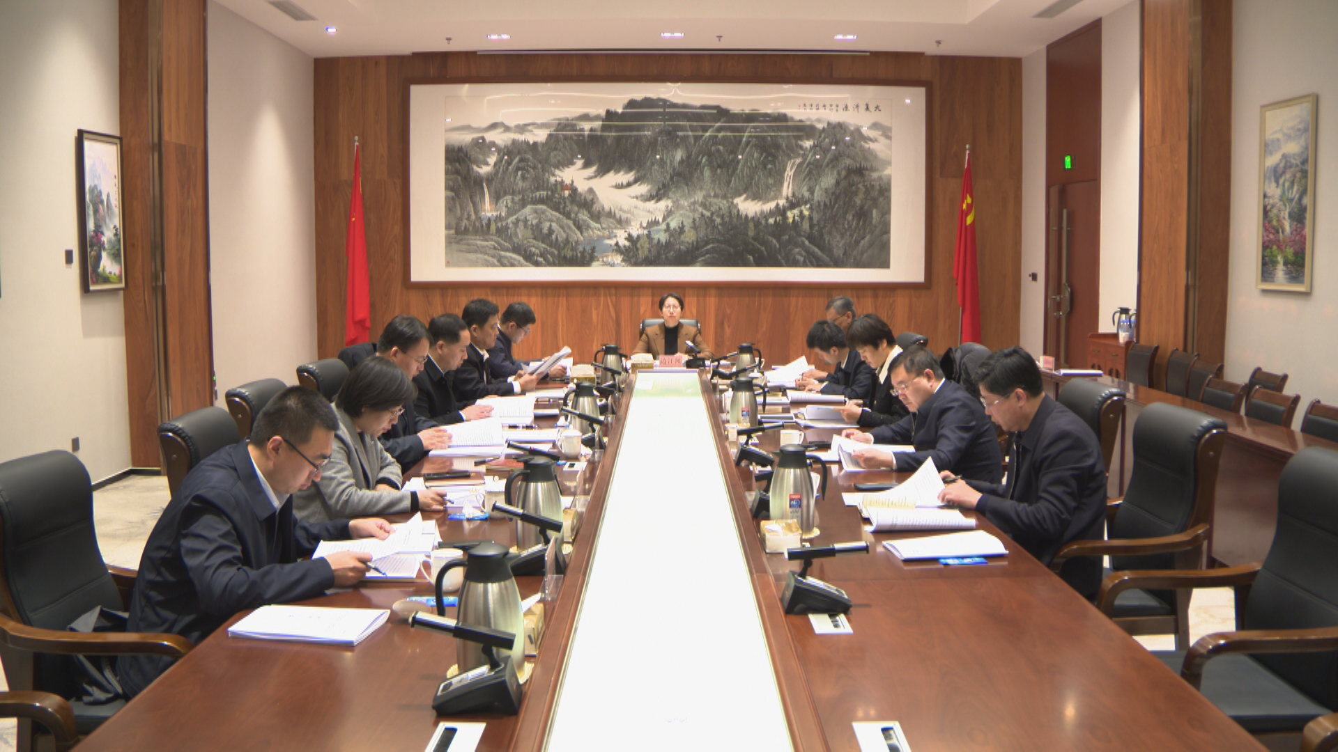 06366b34aaba7aba8d48fc204aabd61f