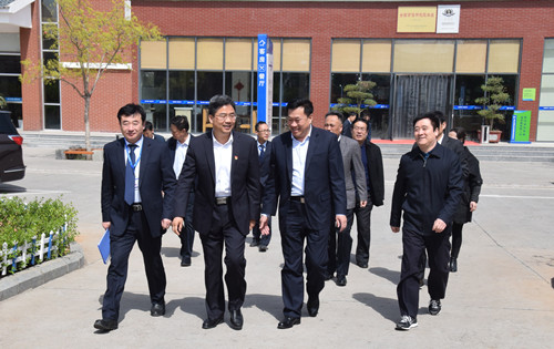 沂源县人民政府 旅游资讯 县委书记王义朴到青兰高速